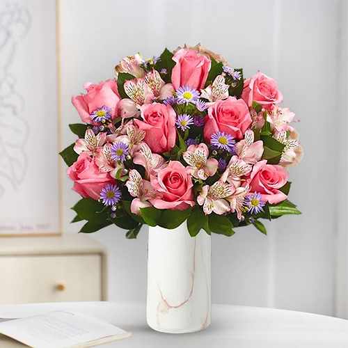 Classic Roses And Blooms