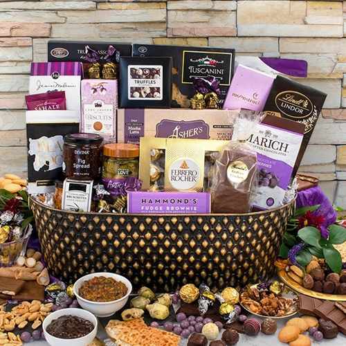 Grand Gourmet Delights Collection